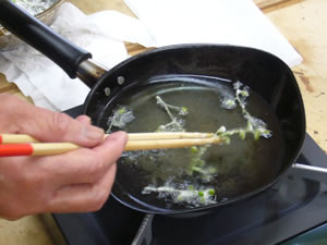 工房だより:漆の天ぷら…季節の珍味?? 工房だより:漆の天ぷら…季節の珍味??